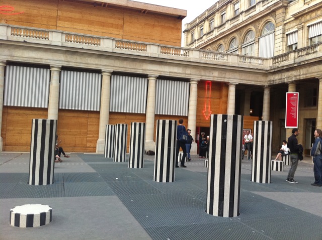 le théâtre dans le jardin du Palais Royal